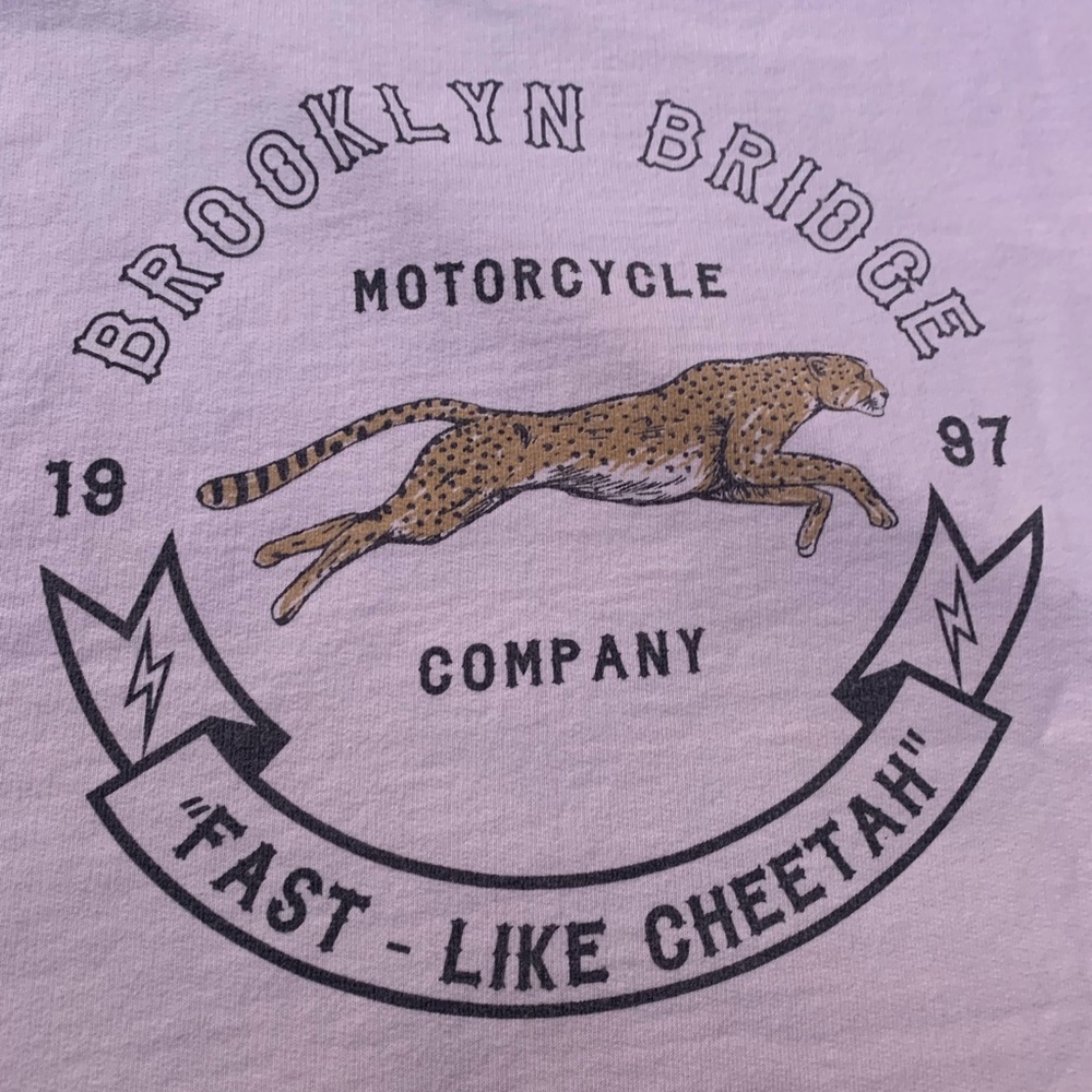 Brandy Melville Crewneck!